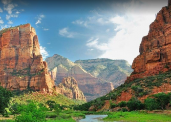 Kỳ vĩ và ngoạn mục vùng núi Utah