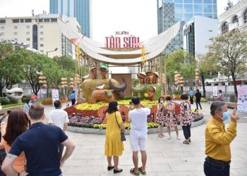 Nghỉ nhiều để gần nhau hơn