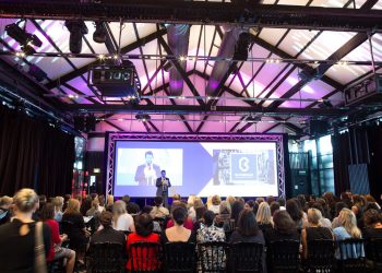 Chủ động xử lý tình huống khi tổ chức sự kiện