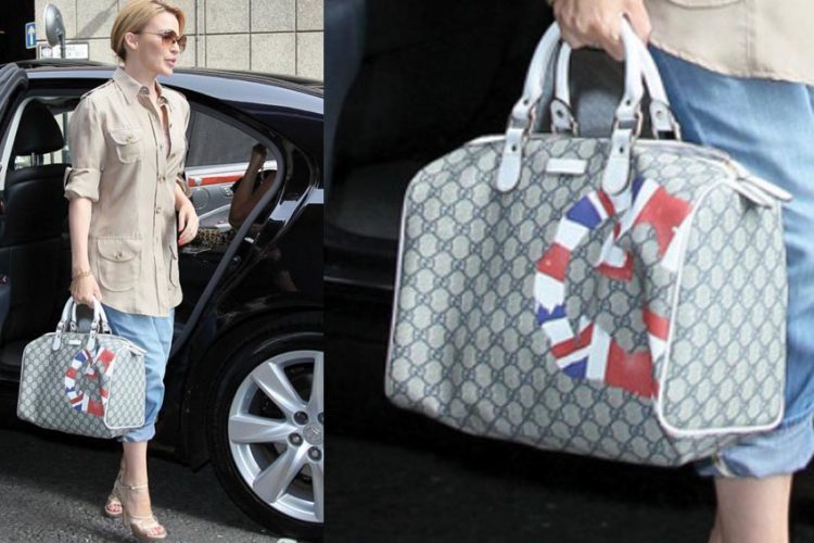 Kylie Minogue sử dụng túi Gucci Boston
