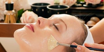 Lợi ích tuyệt vời của dầu cho da mặt 5