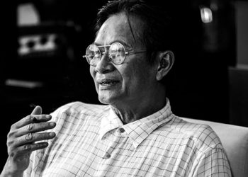 Tôi tồn tại khi làm việc