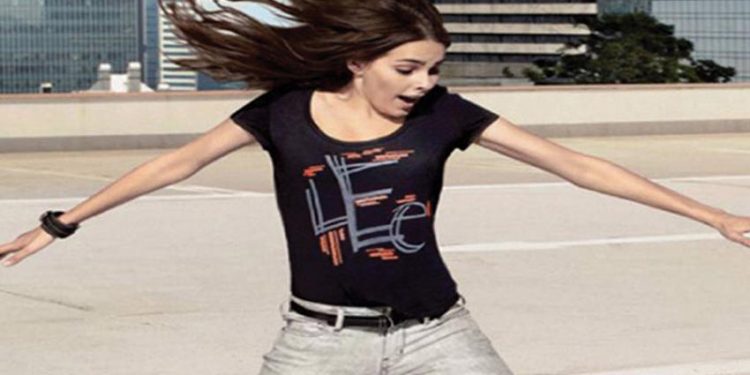 Lee – ra mắt cửa hàng mới và giới thiệu bộ sưu tập Xuân-Hè 2012