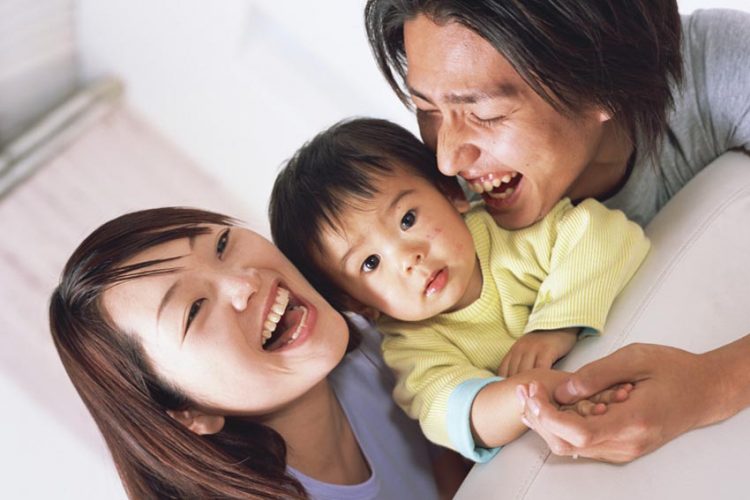 Hy sinh cho chồng con là ngu?