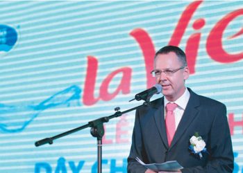 Nestlé Waters tăng cường đầu tư vào La Vie Việt Nam