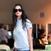 Demi Moore dạo phố với túi xách Salvatore Ferragamo
