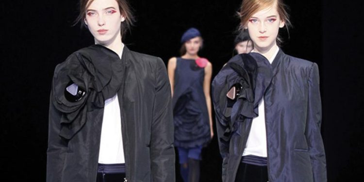 Armani – cơ hội mua sắm cuối năm