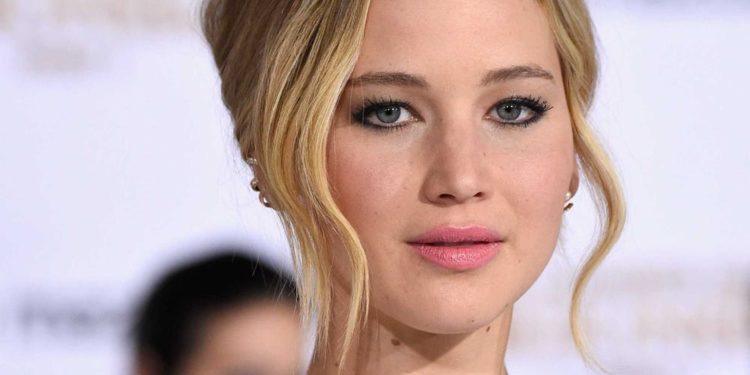 Jennifer Lawrence: Ảnh hậu Oscar thế hệ 9X đầu tiên