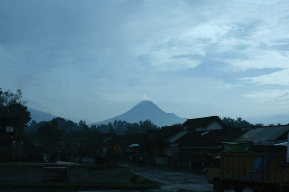 Borobudur một năm, một tháng và một ngày - 5