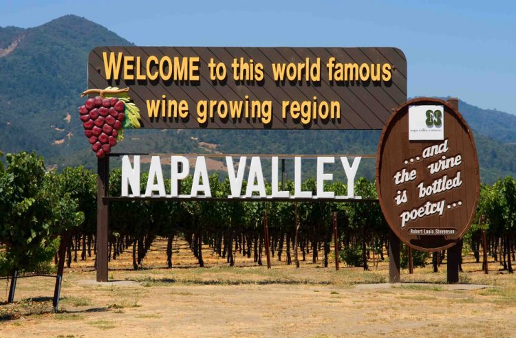 Napa Valley đóng góp rất nhiều vào sự phát triển của công nghiệp rượu vang ở California. - 1