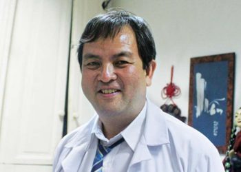 PGS-TS Nguyễn Hoài Nam, Trưởng phòng khám Lồng ngực - mạch máu, Bệnh viện Đại học Y Dược TP. Hồ Chí Minh, Chủ tịch hội Tĩnh mạch học TP. Hồ Chí Minh 1