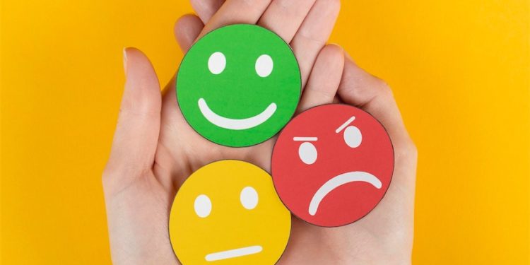 Cách biểu lộ cảm xúc