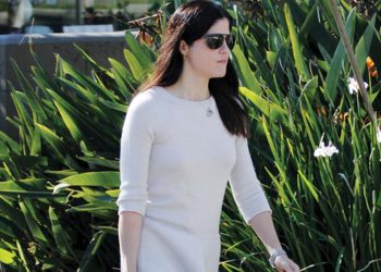 Selma Blair rất yêu thích chiếc túi Longchamp 3D