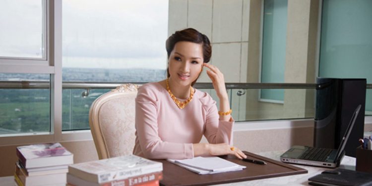 Lửa thử vàng, gian nan thử sức