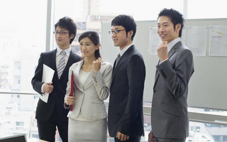 Cùng nhân viên thăng tiến