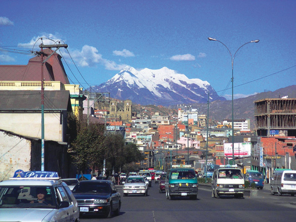 La Paz, thành phố đa sắc màu trên nóc nhà thế giới - 1