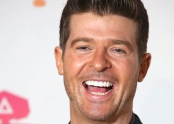 Robin Thicke thực hiện tour diễn tại Bắc Mỹ vào năm 2014