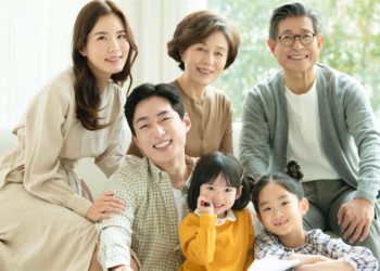 Con gái là con người ta?