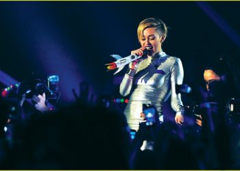 Lễ trao giải MTV Europe Music Awards 2013: Kém duyên