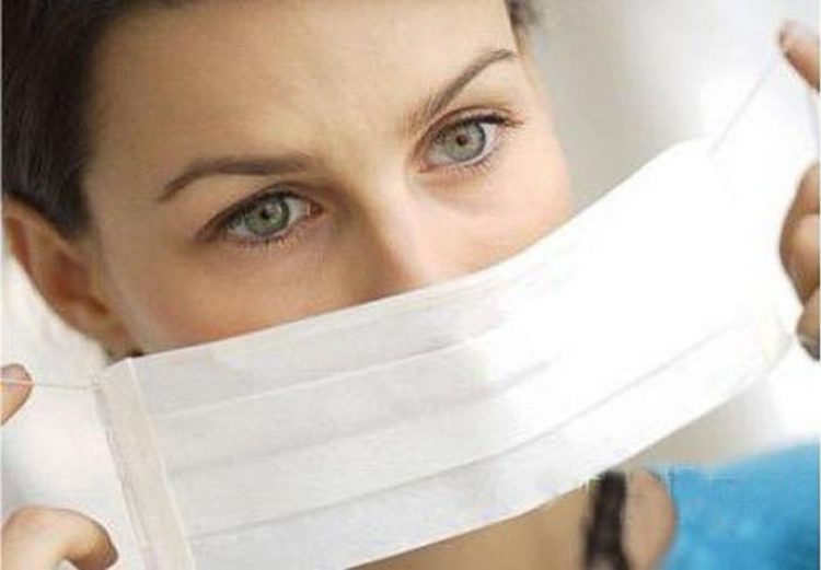 Sử dụng khẩu trang không đúng cách càng làm hại sức khỏe chúng ta 2