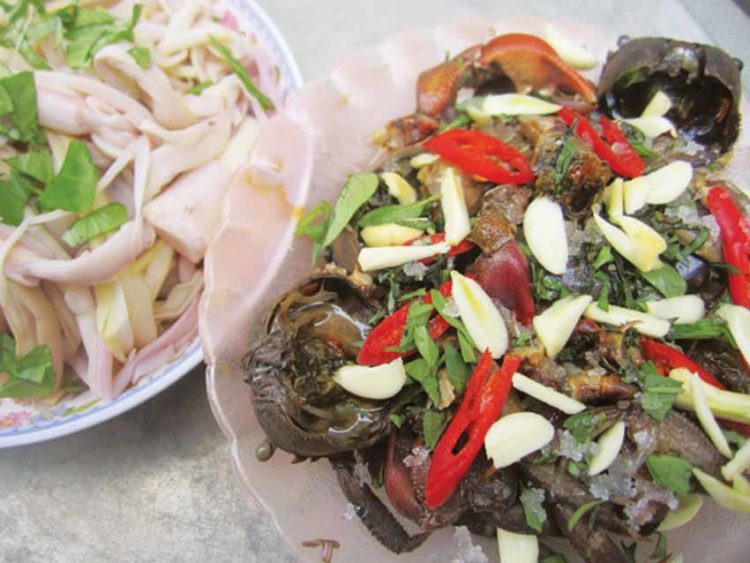 Về đất mũi ăn ba khía