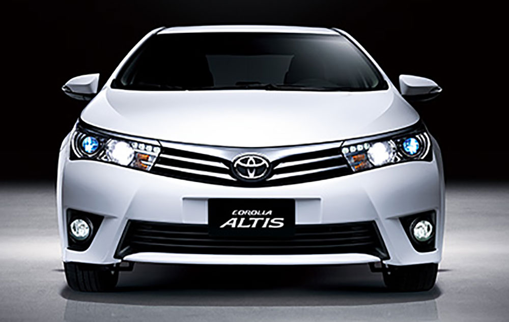 So sánh Toyota Altis 2014 và Mazda6 với tài chính khoảng 1 tỉ