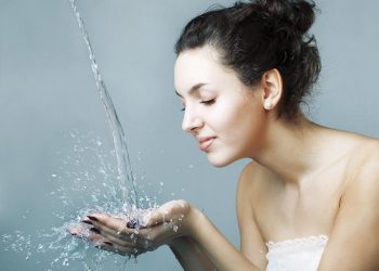 Phương pháp chăm sóc da trong mùa mưa 4