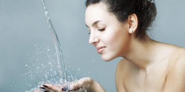 Phương pháp chăm sóc da trong mùa mưa 4