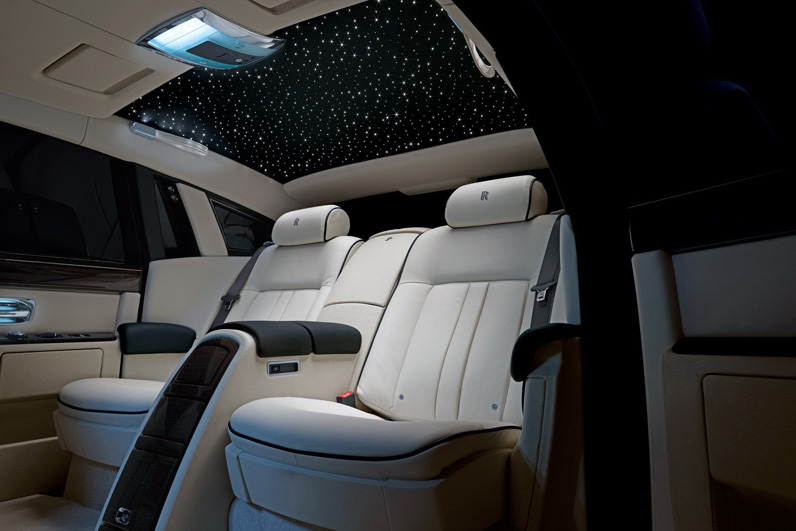 2013-Rolls-Royce-Phantom-Series-II-Interior-7