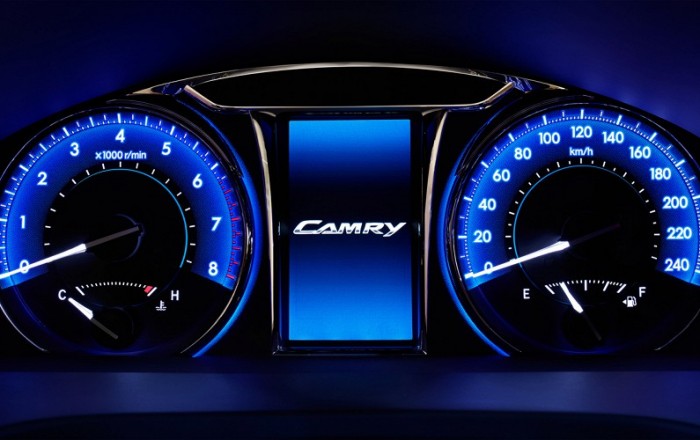 2015-Toyota-Camry-25