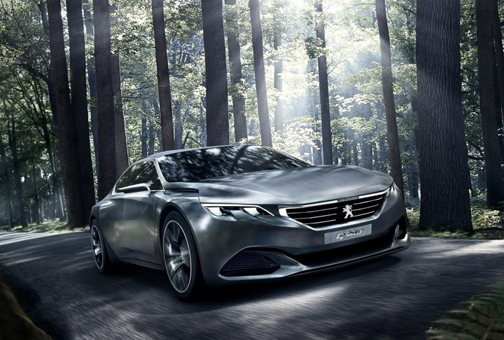 Peugeot Exalt Concept với thiết kế hoàn toàn mới