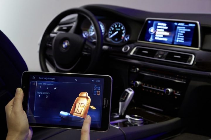 bmw-touchcommand-0004-850×567