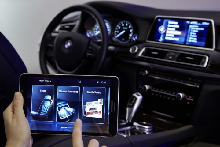 bmw-touchcommand-0008-850×567