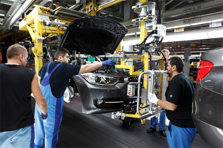 Hình ảnh lắp ráp BMW Series 3 tại nhà máy, nước Đức (Copy)