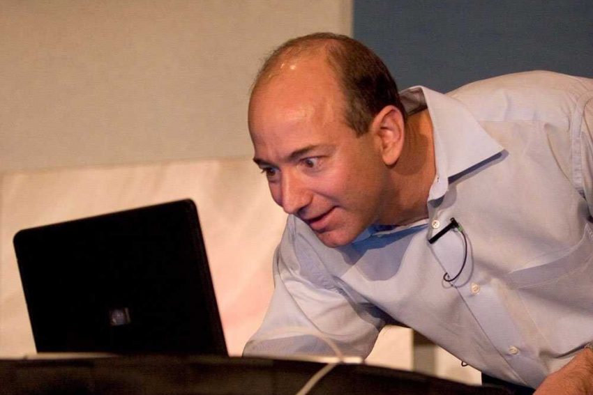 Jeff Bezos, CEO của Amazon