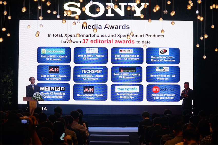 Ông Hidehiko Teshirogi, Executive Vice President, Sony Mobile Communications Inc