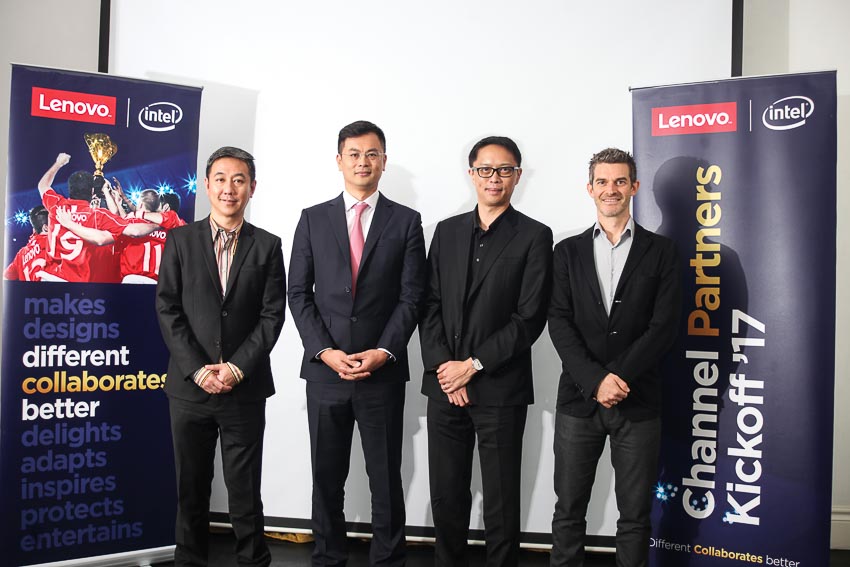 Ban lãnh đạo Lenovo khu vực châu Á - Thái Bình Dương và Đông Dương tại Việt Nam tháng 11-2017