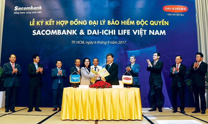 DN735-Bancassurance-xu-huong-hop-tac-tiem-nang-BV-2017-o2