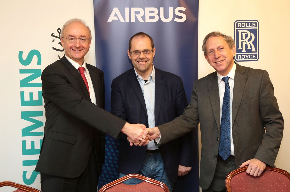 Airbus, Rolls-Royce và Siemens hợp tác phát triển loại máy bay động cơ hybrid