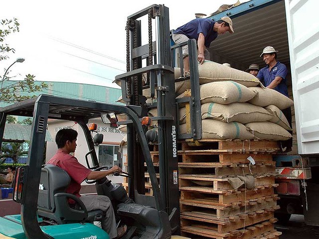 Cà phê Trung Quốc nhập mạnh vào Việt Nam.