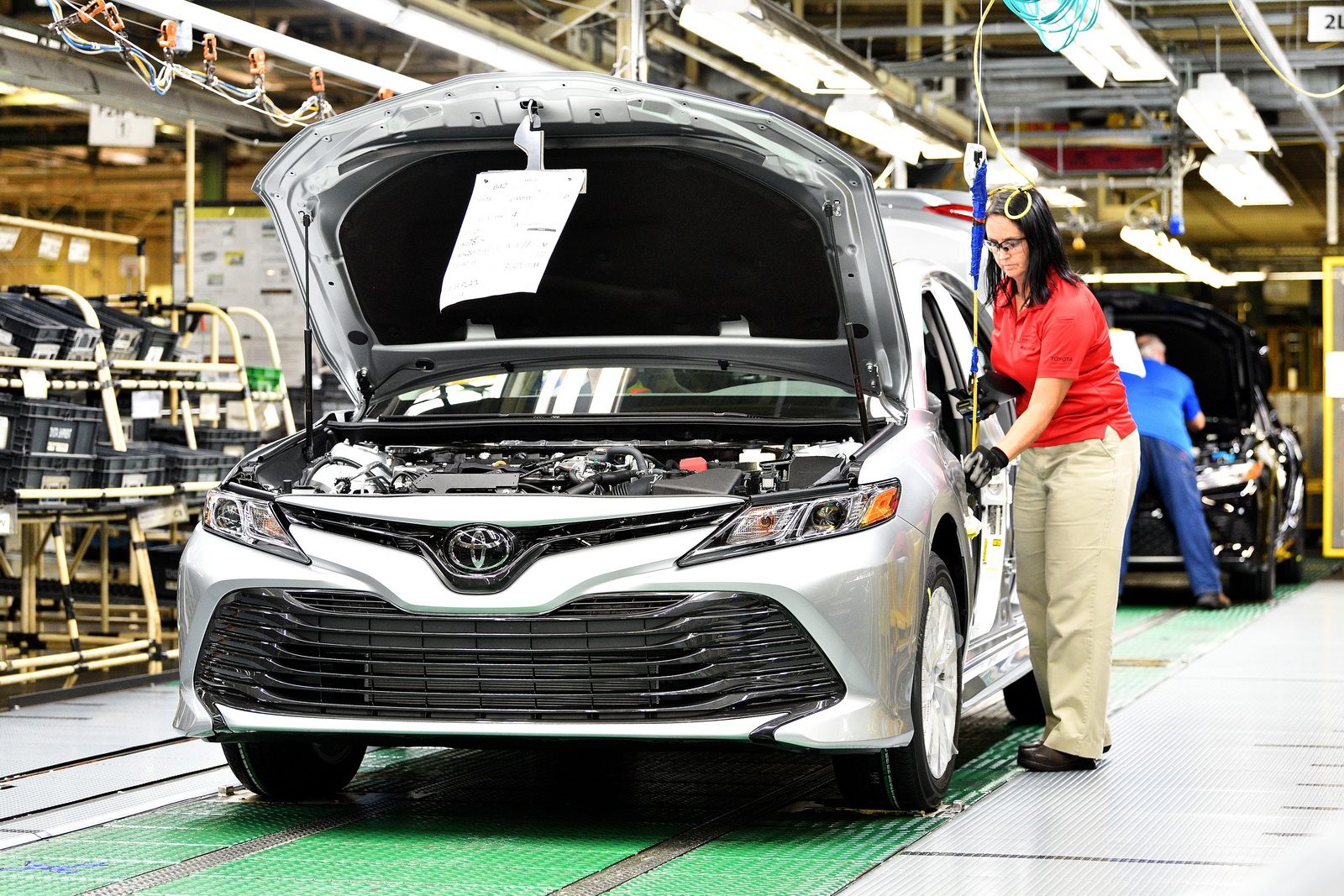 Toyota xác nhận những chiếc xe của họ sản xuất từ thép Kobe vẫn đạt tiêu chuẩn an toàn