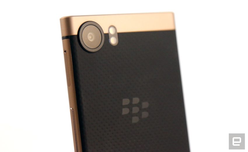 BlackBerry giới thiệu KEYone phiên bản màu đồng sang trọng