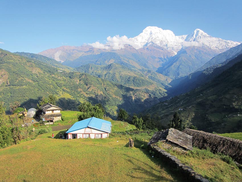 chuyen-trekking-nhieu-thu-thach-o-Langtang-Valley