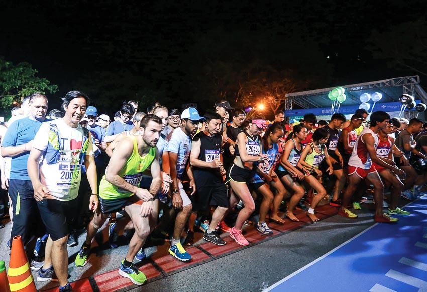 giai-viet-da-HCMC-Marathon-giac-mo-ve-mot-thanh-pho-nang-dong