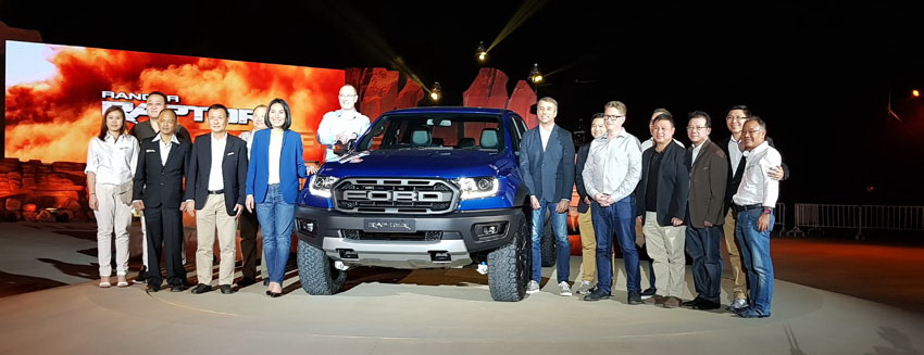 Ford trình làng toàn cầu mẫu xe bán tải Ranger Raptor tại Thái Lan