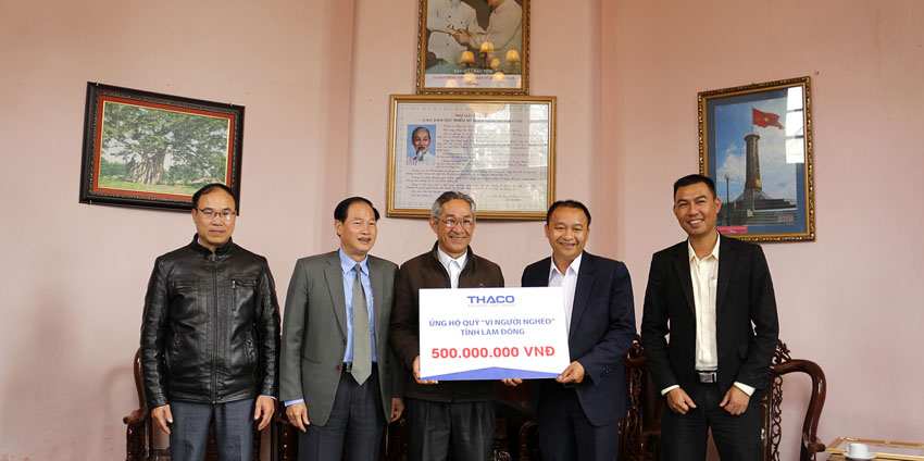 Thaco trao tặng 25 tỷ đồng ủng hộ người nghèo ăn Tết 