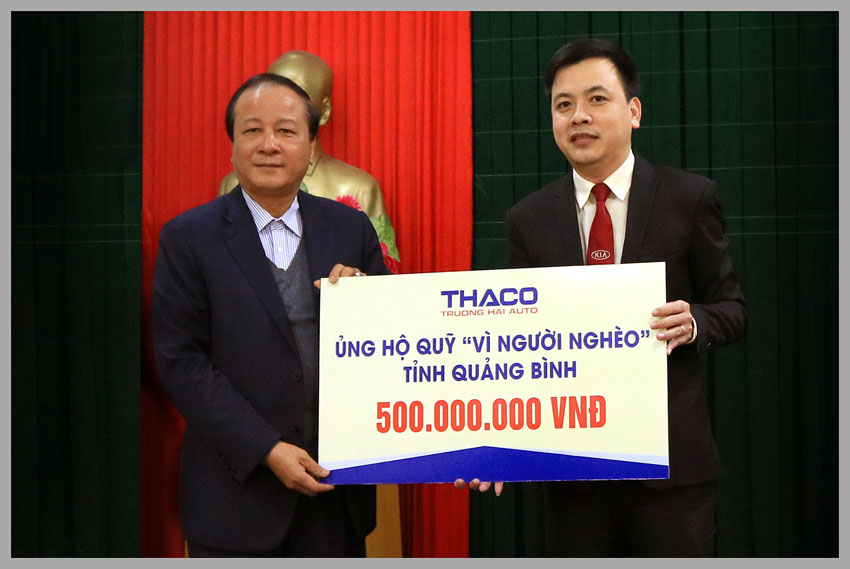 Thaco trao tặng 25 tỷ đồng ủng hộ người nghèo ăn Tết 