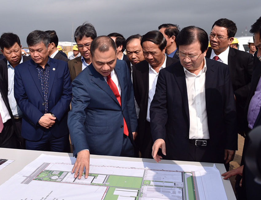 Phó Thủ tướng Trịnh Đình Dũng thăm Tổ hợp sản xuất ô tô Vinfast 