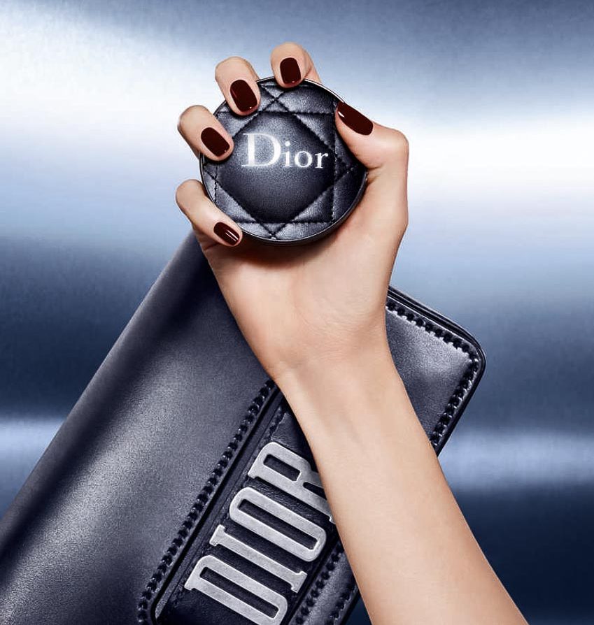 Phiên bản giới hạn Dior Forever Undercover: tuyệt phẩm cushion mỏng mịn như không