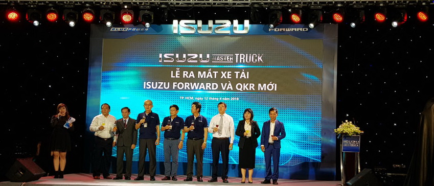 Isuzu ra mắt thế hệ xe tải đạt chuẩn nhiên liệu Euro 4 đầu tiên tại Việt Nam